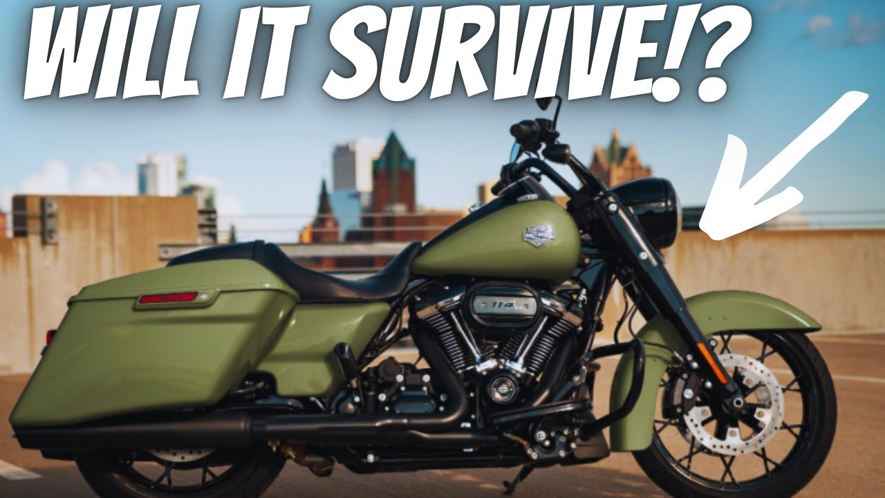 What is WRONG with the 2025 Harley Davidson Road King Special!?