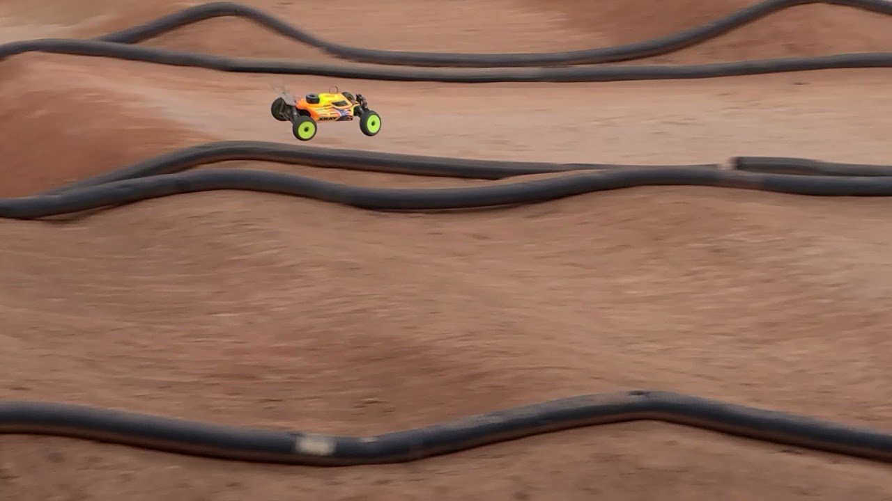 Xray Xb8 nitro buggy 2021, Adam Drake ad2 engine on Georgia red clay...