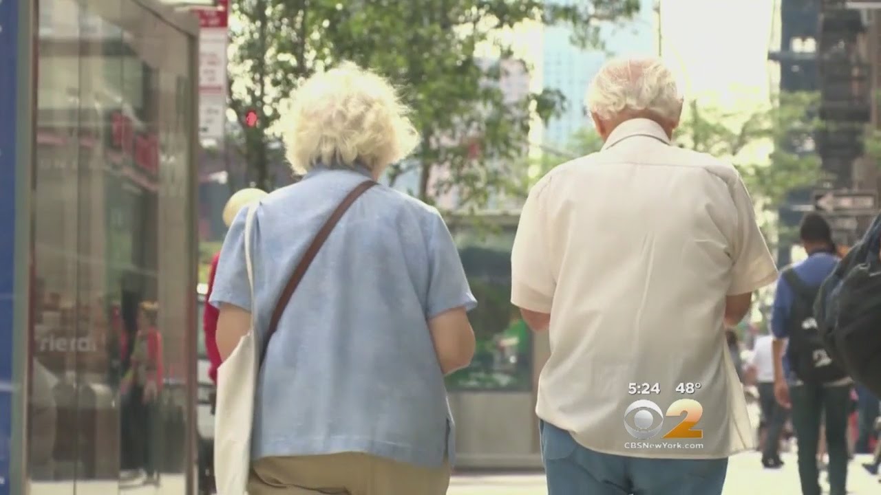 Dr. Max Gomez: Alzheimer&rsquo;s Walking