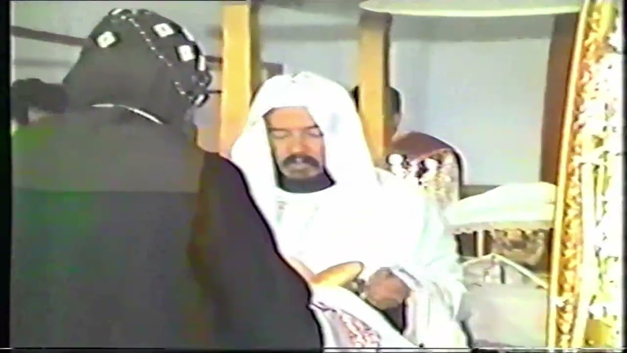 القداس الإلهي القمص مينا ميخائيل اسحاق كنيسة العذراء - سيدنهام.، سيدني 14 8 1988
