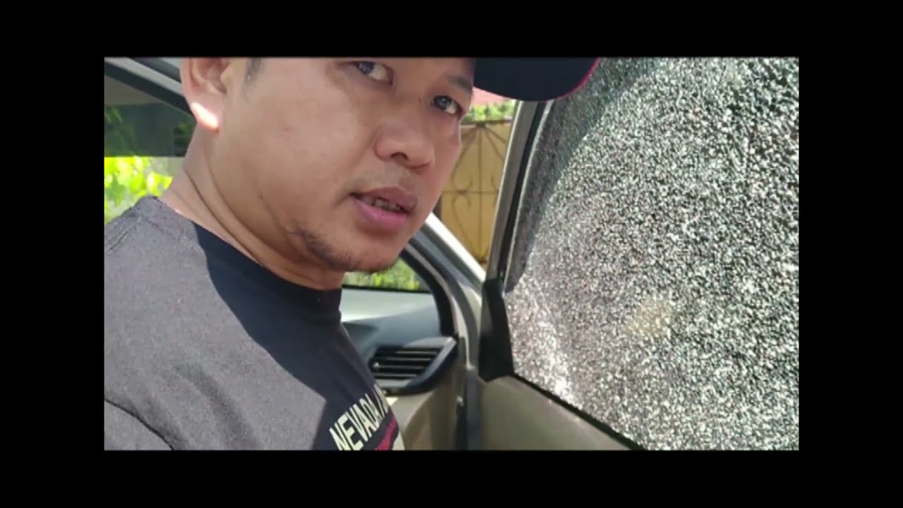 Kaca Mobil Pecah Sendiri