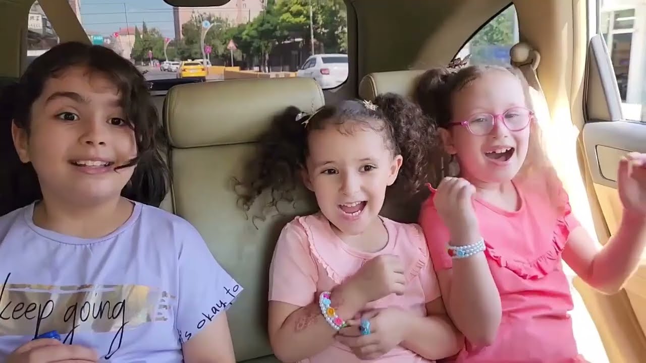 BAHAR BANU ALYA VE KUZENLERİ İLE AVM YE GİTTİK - VLOG!!