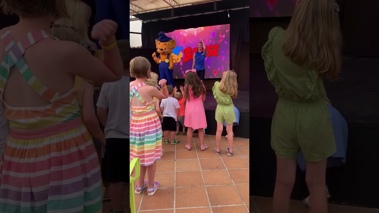 Bamsie Bear Dance - Tui family life club aura Ibiza