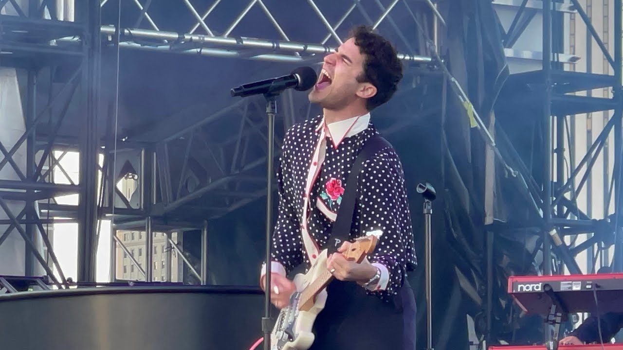 Elsie Fest - Darren Criss - Teenage Dream (Katy Perry Cover) - Rooftop at Pier 17 - NYC - 9/8/24