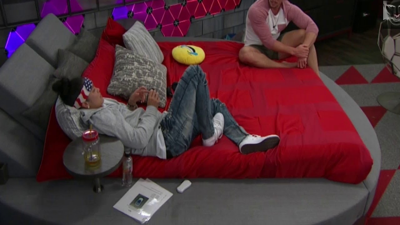 #BB20 Live Feeds ◽ Kaycee & Brett