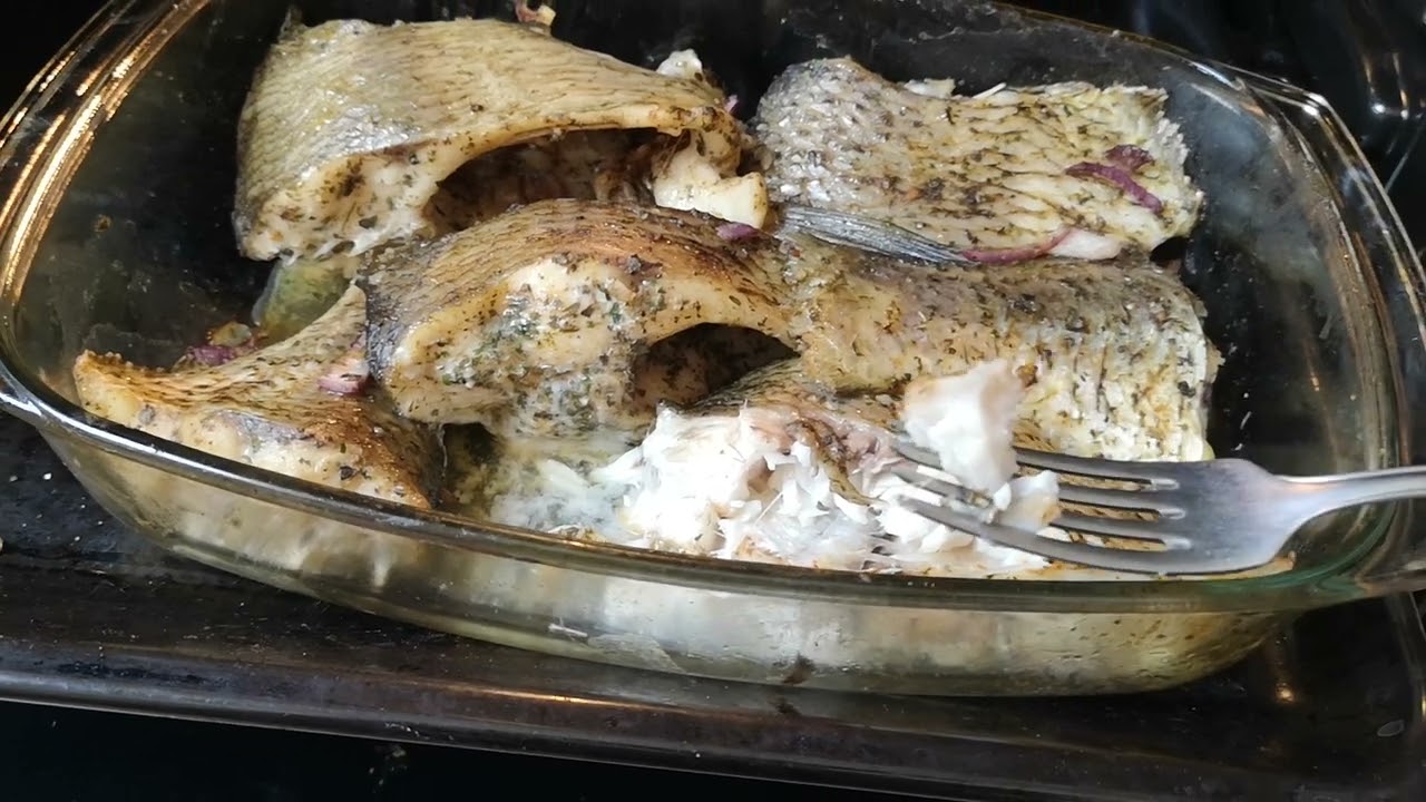 Pieczona  Ryba (Leszcz)