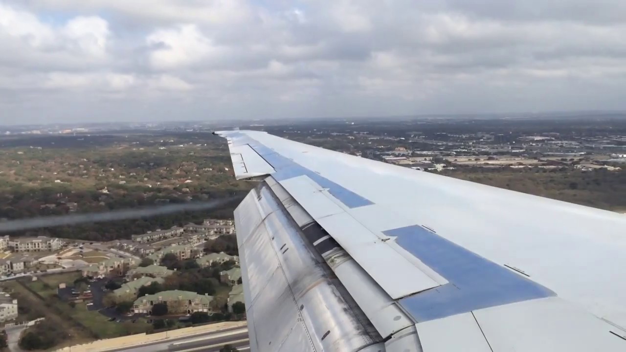 Awesome Approach/Landing! American Airlines MD-83 DFW-SAT