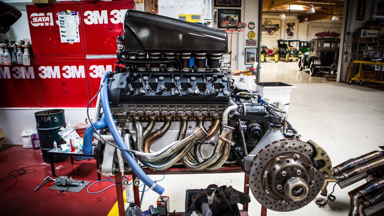 Engine Extraction: McLaren F1 - Jay Leno's Garage