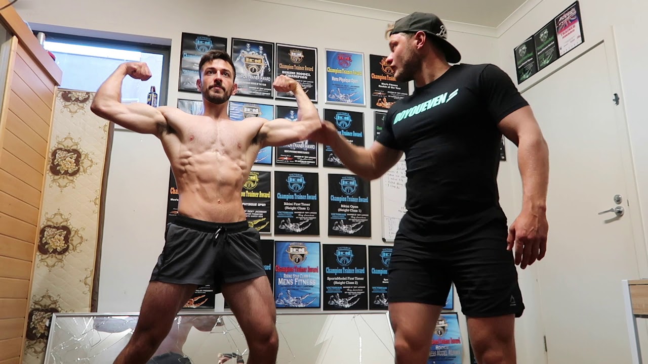 ICN Mens Physique/Fitness Posing with a PRO