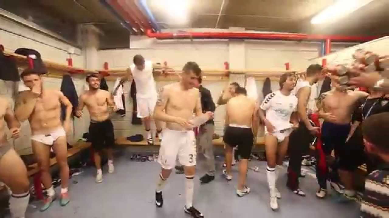 Invasión del Carlos Belmonte y fiesta en el vestuario tras el ascenso a 2ª del Albacete Balompié