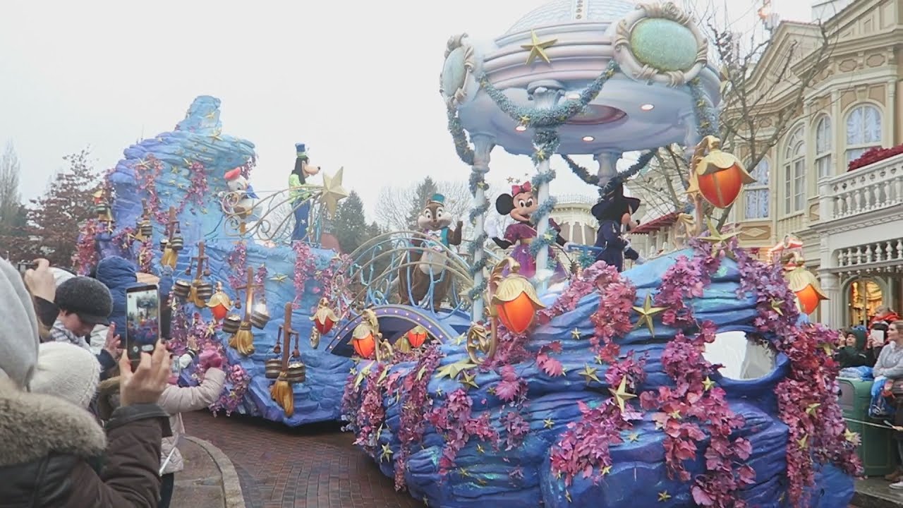 Disneyland Paris - Disney Magic on Parade! (60 FPS) - 31/01/2016