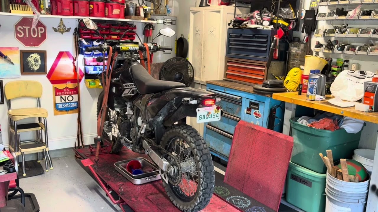 2020 Suzuki DRZ400 oil change surprise 