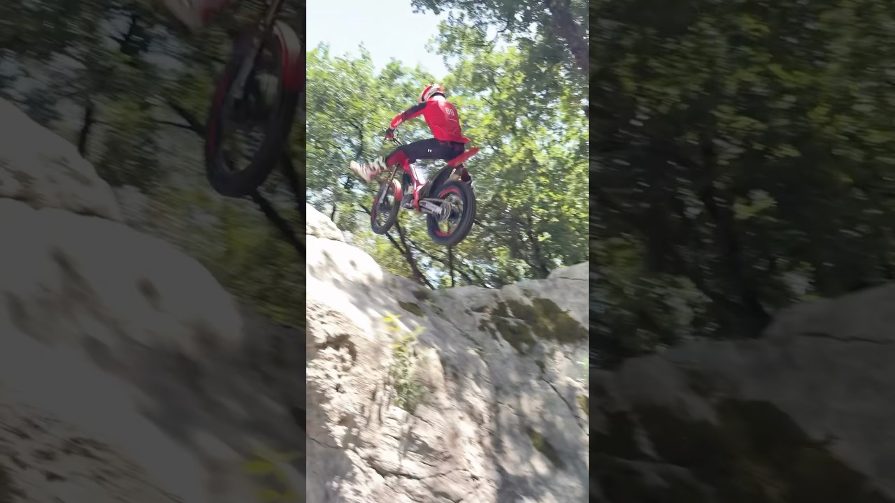 The sections turn into a stage when Jaime Busto rolls in on the TXT GP 300. 🫡🔥#GASGAS #GetOnTheGas