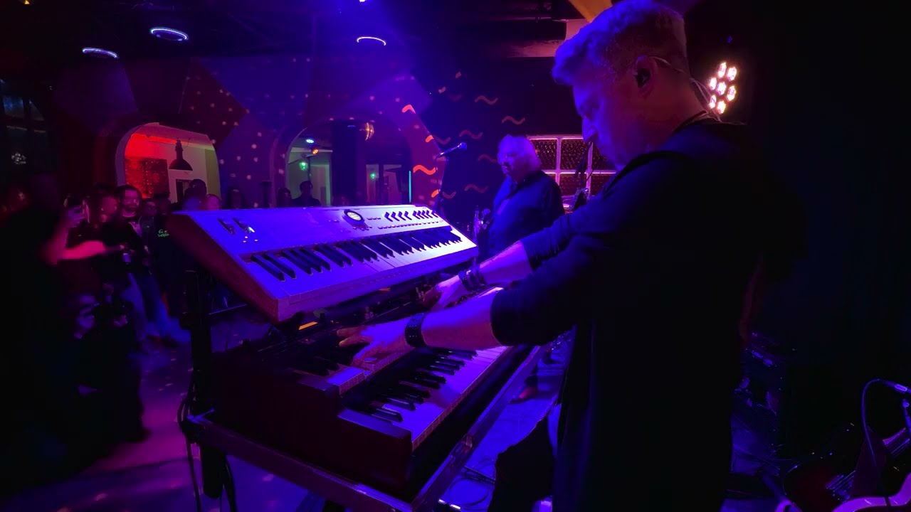 Cannonball - Dziwny jest ten świat (Czesław Niemen cover; gościnnie - Piotr Kuźniak, Adam Szurek)