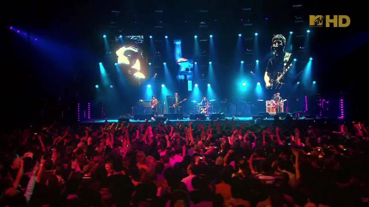 Oasis -  The Importance Of Being Idle (Live Wembley 2008) (High Quality video)(HD)