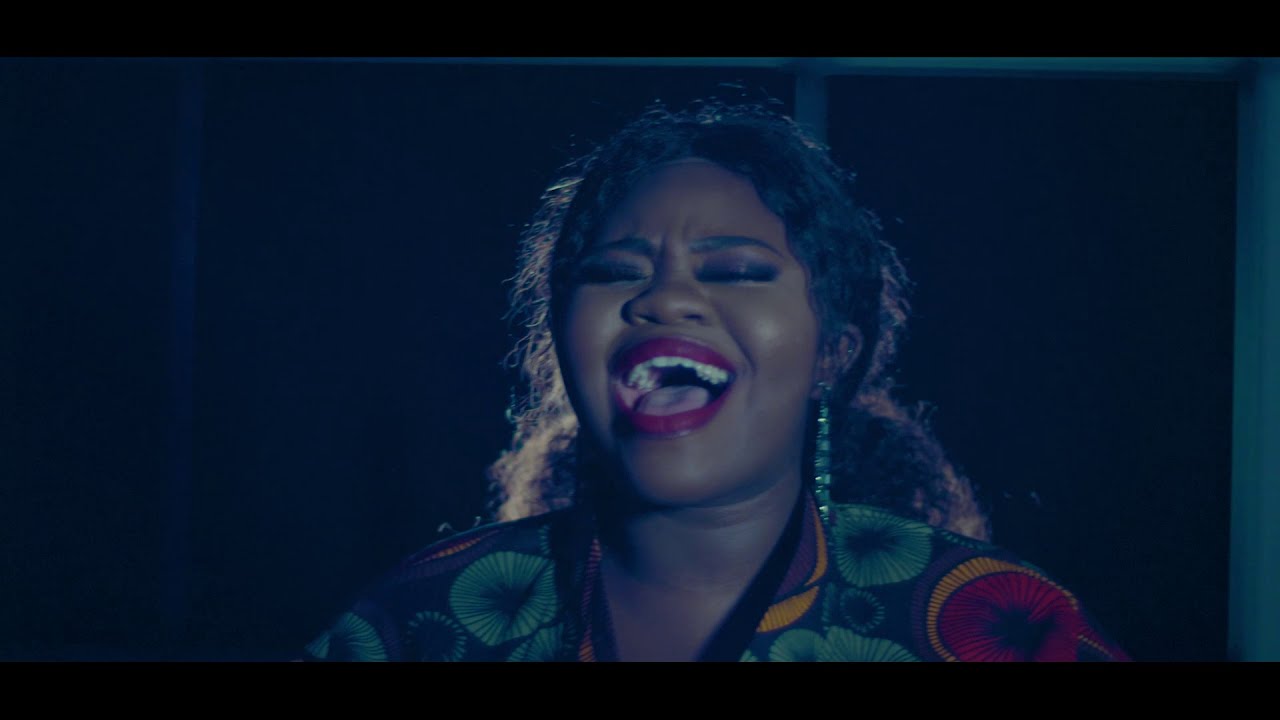 Sneziey - Ungubaba (Official Music Video)