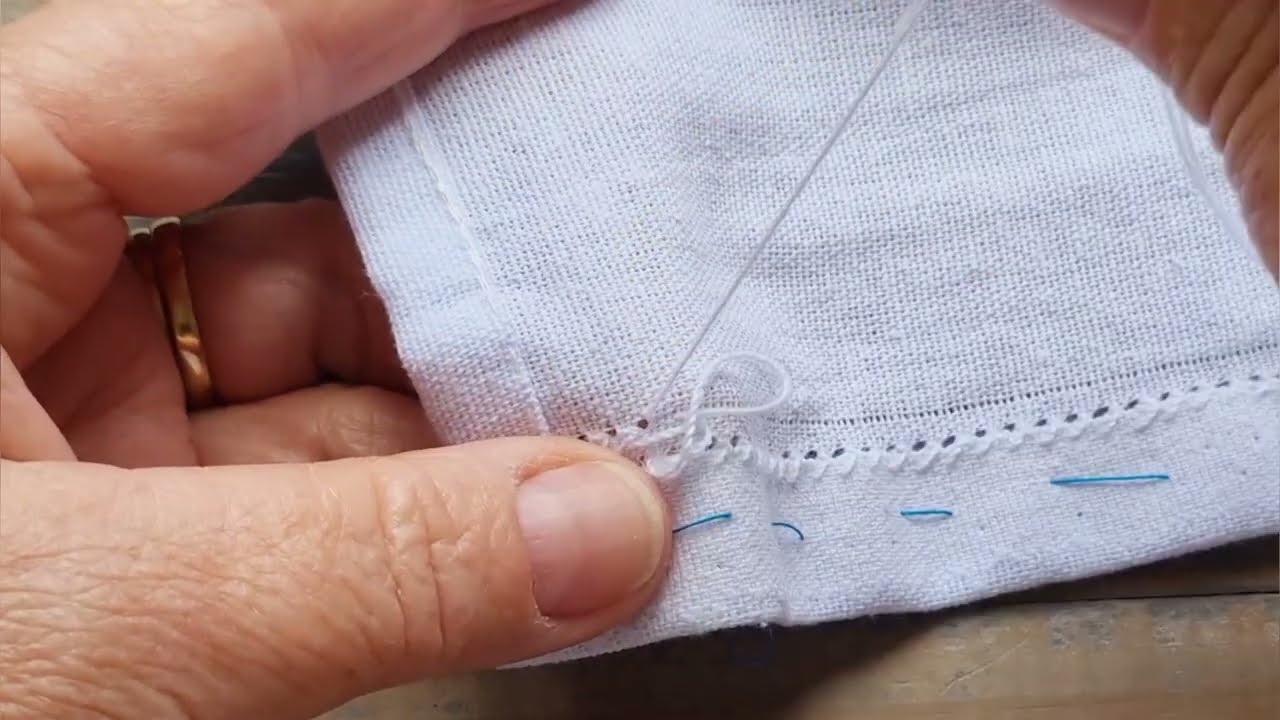 Como fazer BAINHA ABERTA em pano de prato passo a passo com técnica Renda de Agulha - Aula 1