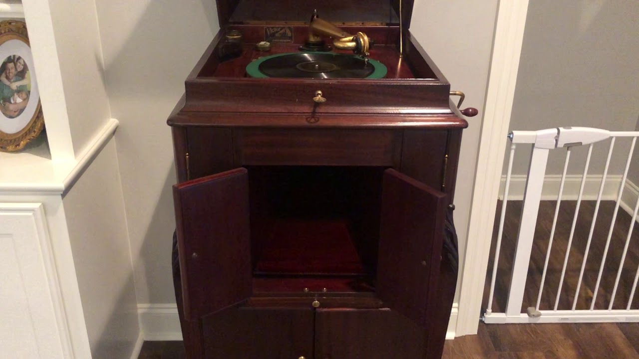 Edison Cylinder vs. 78 rpm record - Edison Opera and Victor XVI L-door - Moonlight Bay