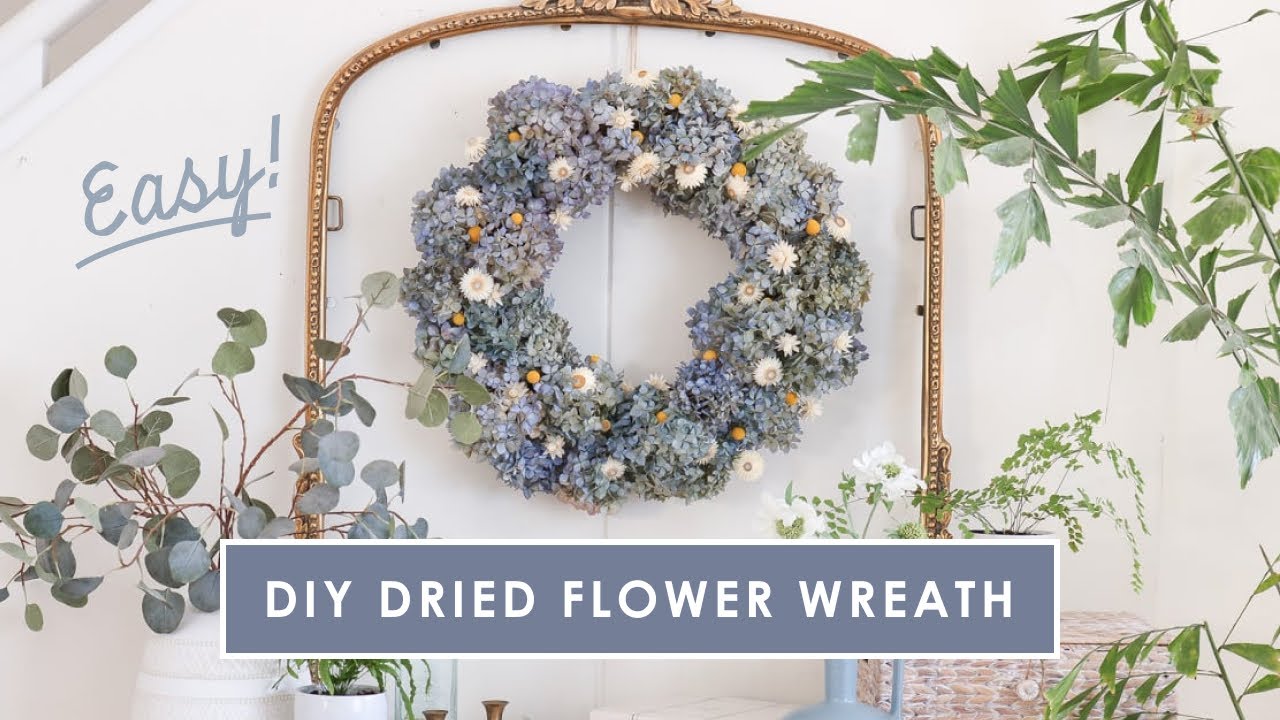 DIY Dried Hydrangea Wreath | DIY Home Decor Ideas