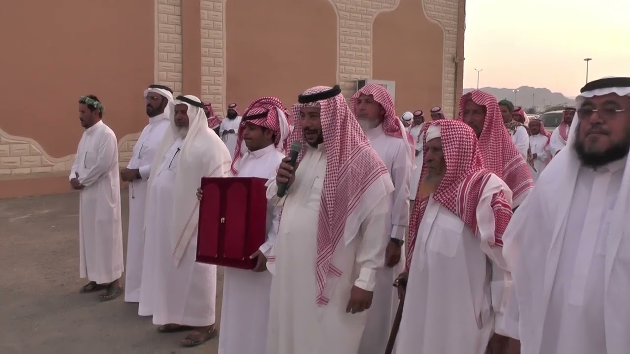 تكريم عشيرة آل معاوي من قبيلة آل مسهر للفارس الدولي حسن عمر المسهري بمناسبة تأهله لكأس العالم