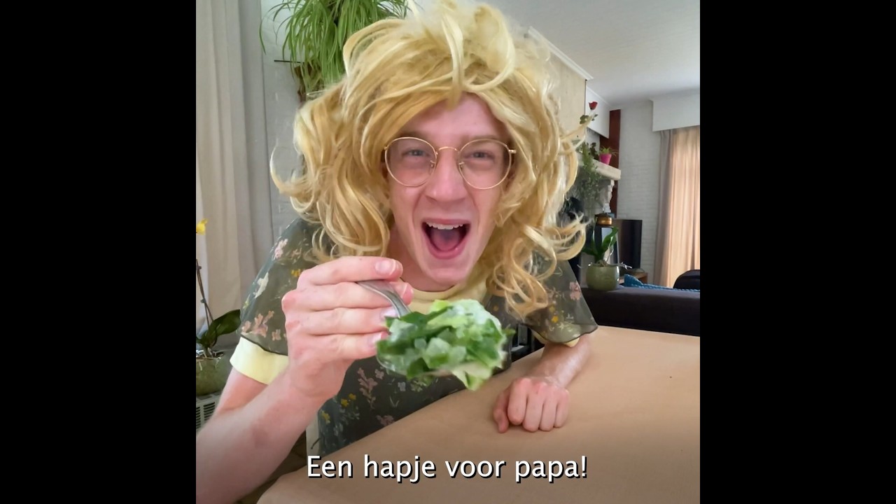 Moeders aan tafel 😳😅