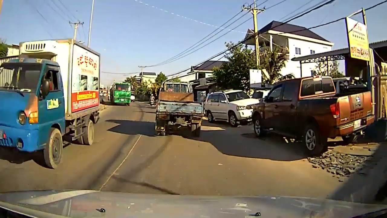 Cambodia Street View 2026, Relax and lose yourself in the natural rhythm of the city.