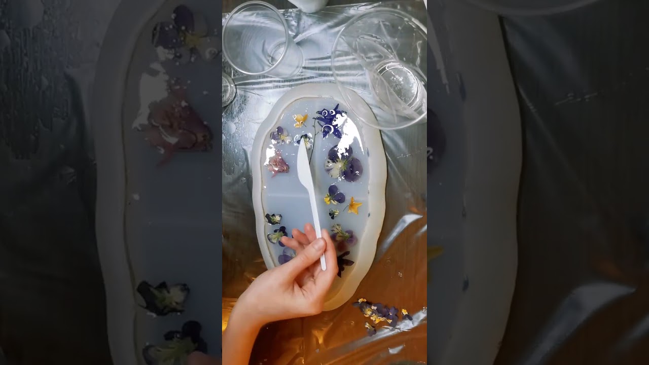 Make An Epoxy Resin Fruit Plate / DIY