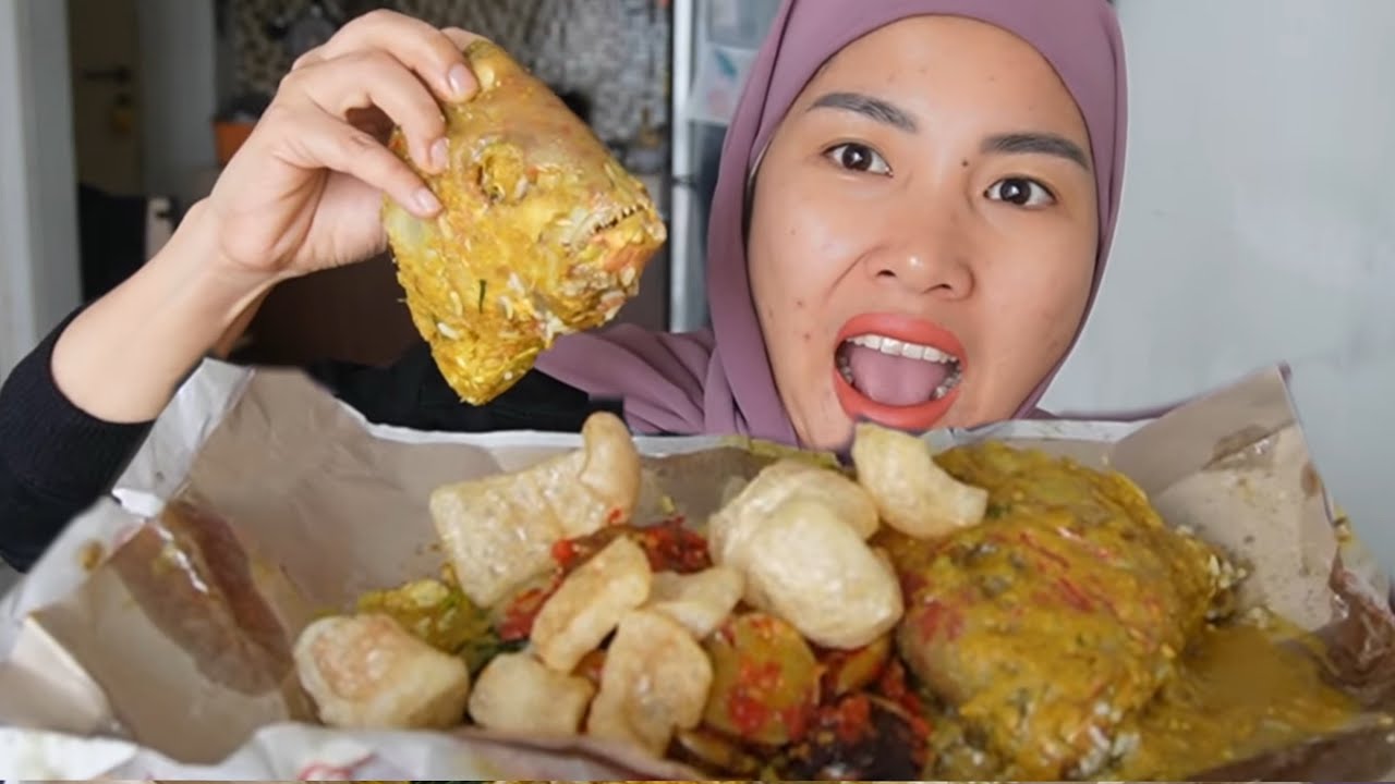 KAYAK LAGI D3BUS GA SIH GAIS? MUKBANG NASPAD KEPALA KAKAP SEGEDE MUKA