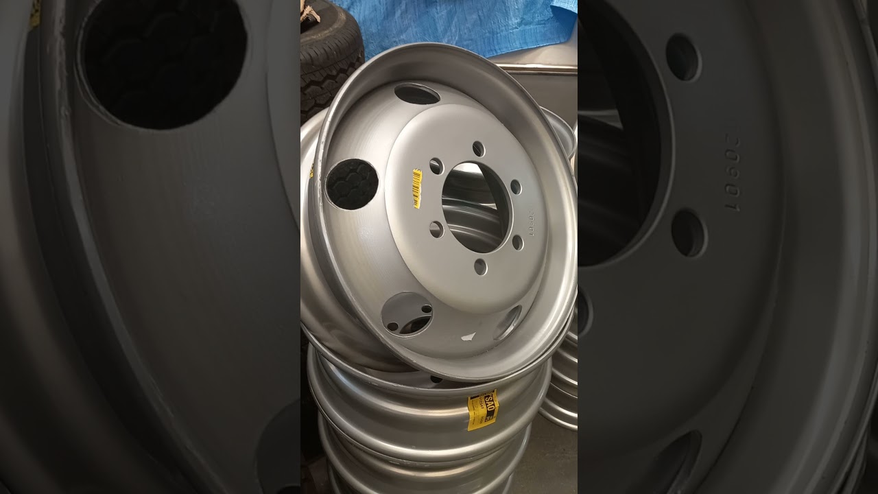 Roda aro 17.5 reforçada para diversos caminhões zap 11-958022795🚛
