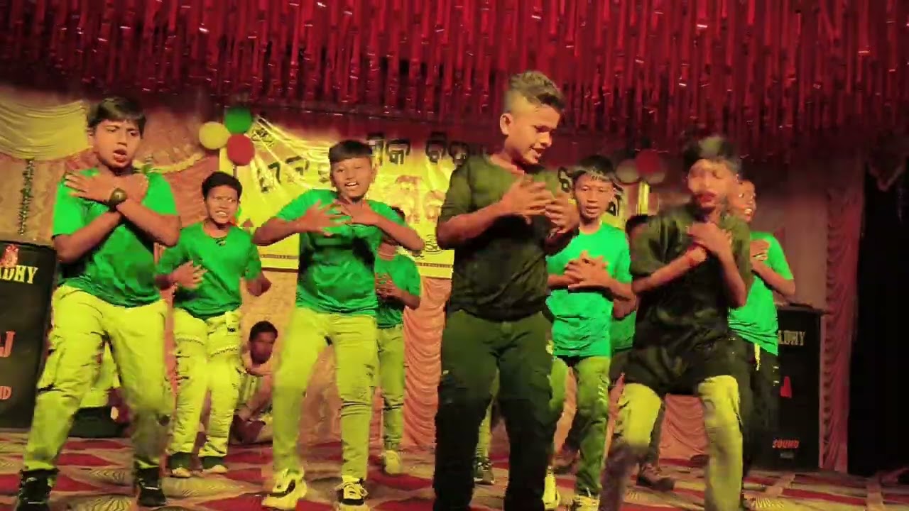 Udi udi bimanare jiba&pulsur gadi remix song dance.Annual function of upper primary school khallingi