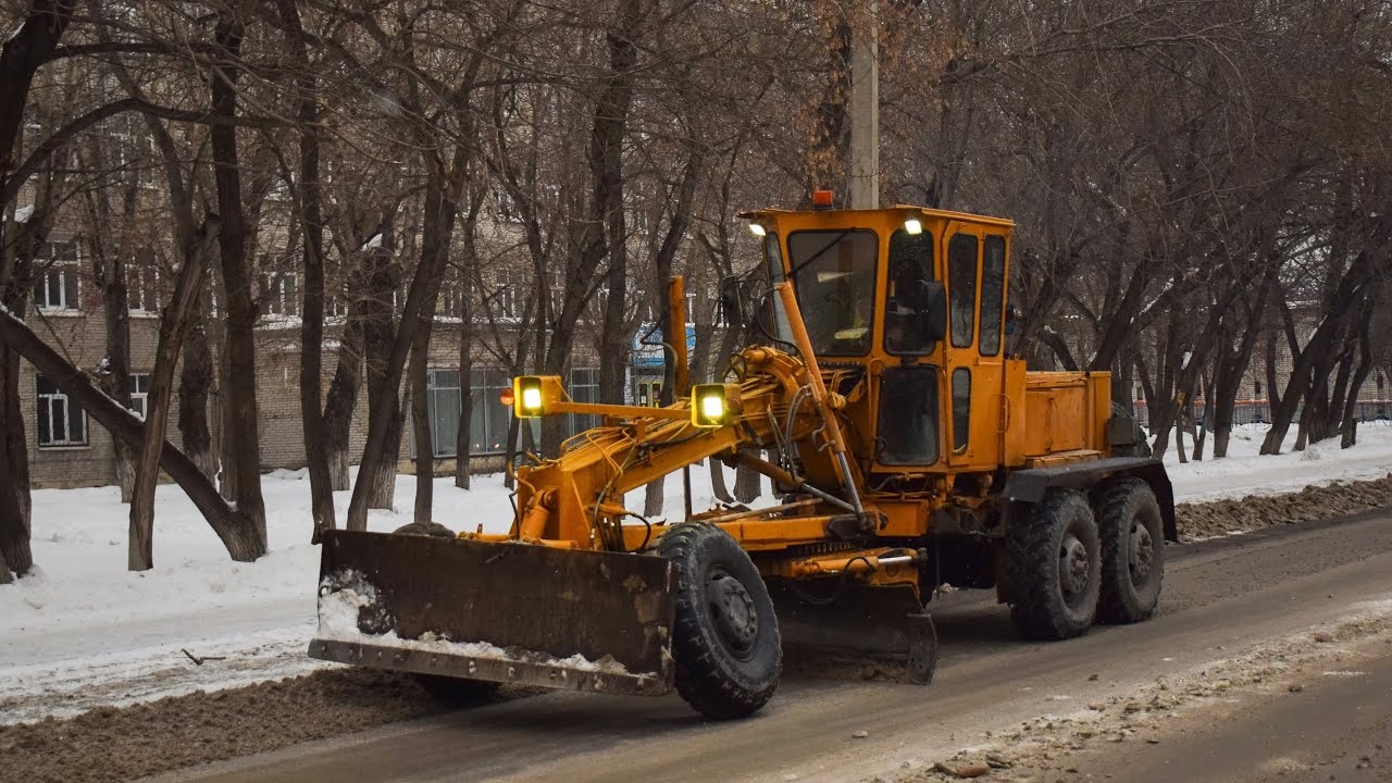 Грейдер ДЗ-180. Работа. Звук двигателя А-01.