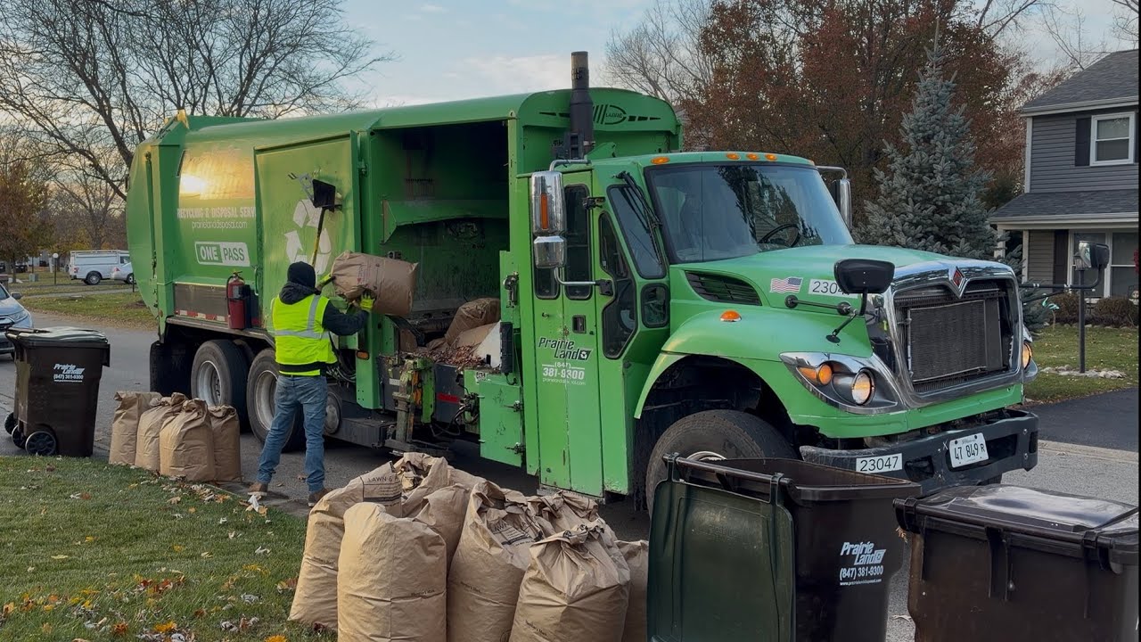 LRS Ex PrairieLand Disposal International Labrie Expert MSL on Heavy Yard Waste 