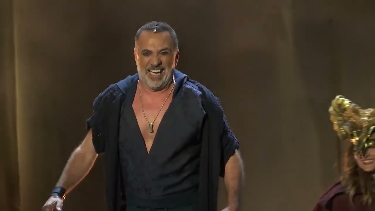 JASÓN Y LAS FURIAS de Nando López