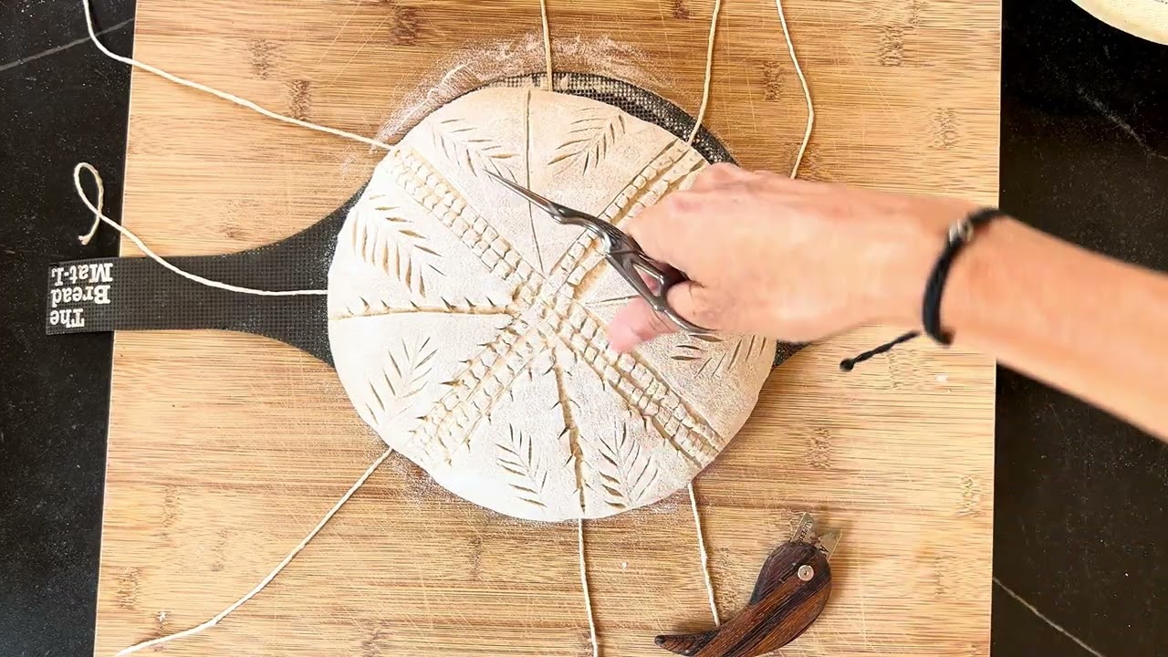 Transform Sourdough Into a Beautiful Pumpkin Creation 🎃🎃🎃🎃🎃🎃🎃