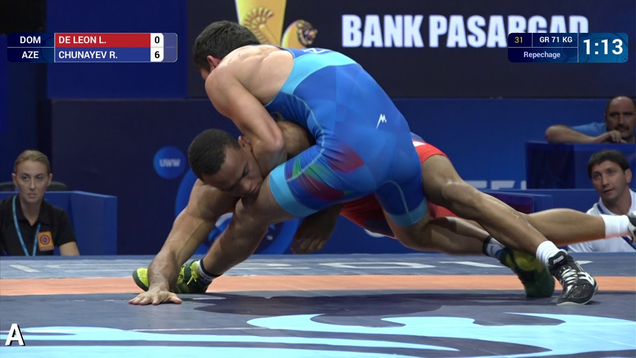Repechage GR - 71 kg: R. CHUNAYEV (AZE) df. L. DE LEON (DOM) by VSU, 8-0