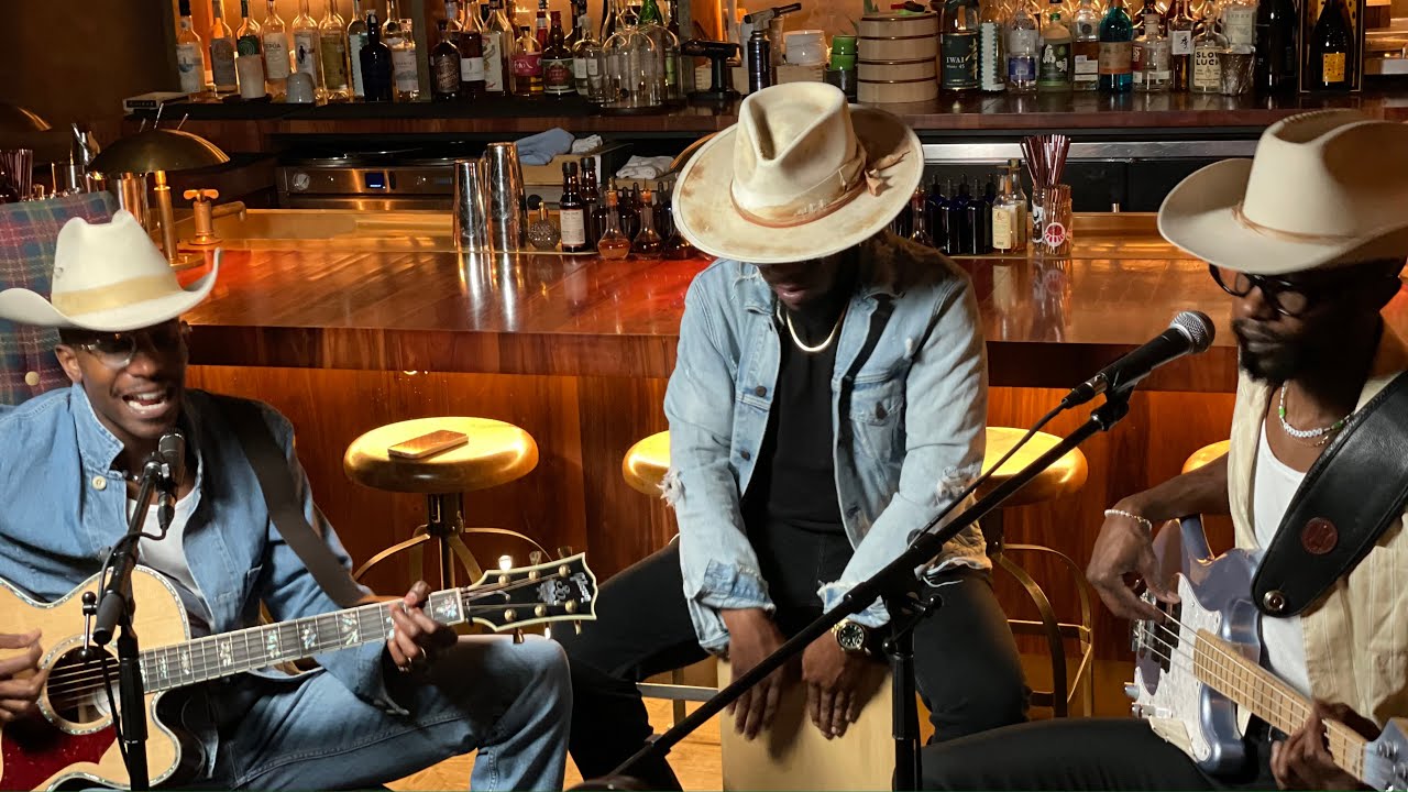 THEBROSFRESH First Thursday's w/ @kutxaustin  @South Congress Hotel (Acoustic Performance)