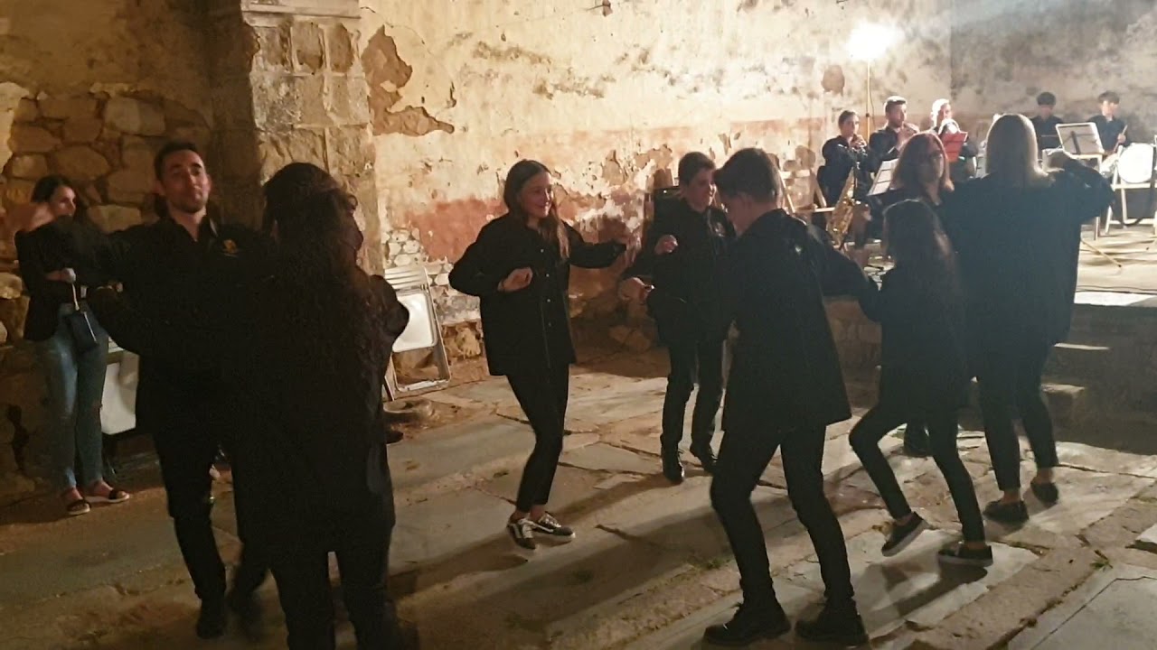 Jota de mozos. Escuela de dulzaina y percusión de Macotera. Junio 2019 Valdemierque