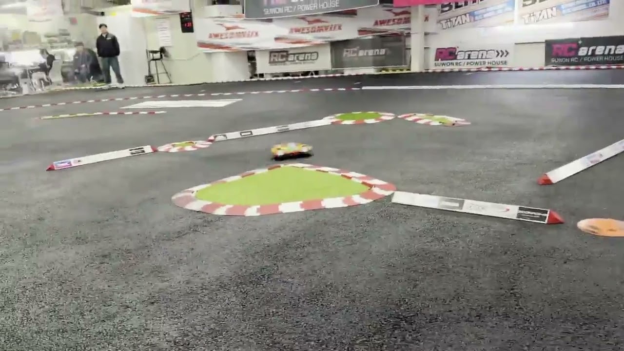 Rcarena Winter Race Rd.2 FWD 결승 1라운드 경기