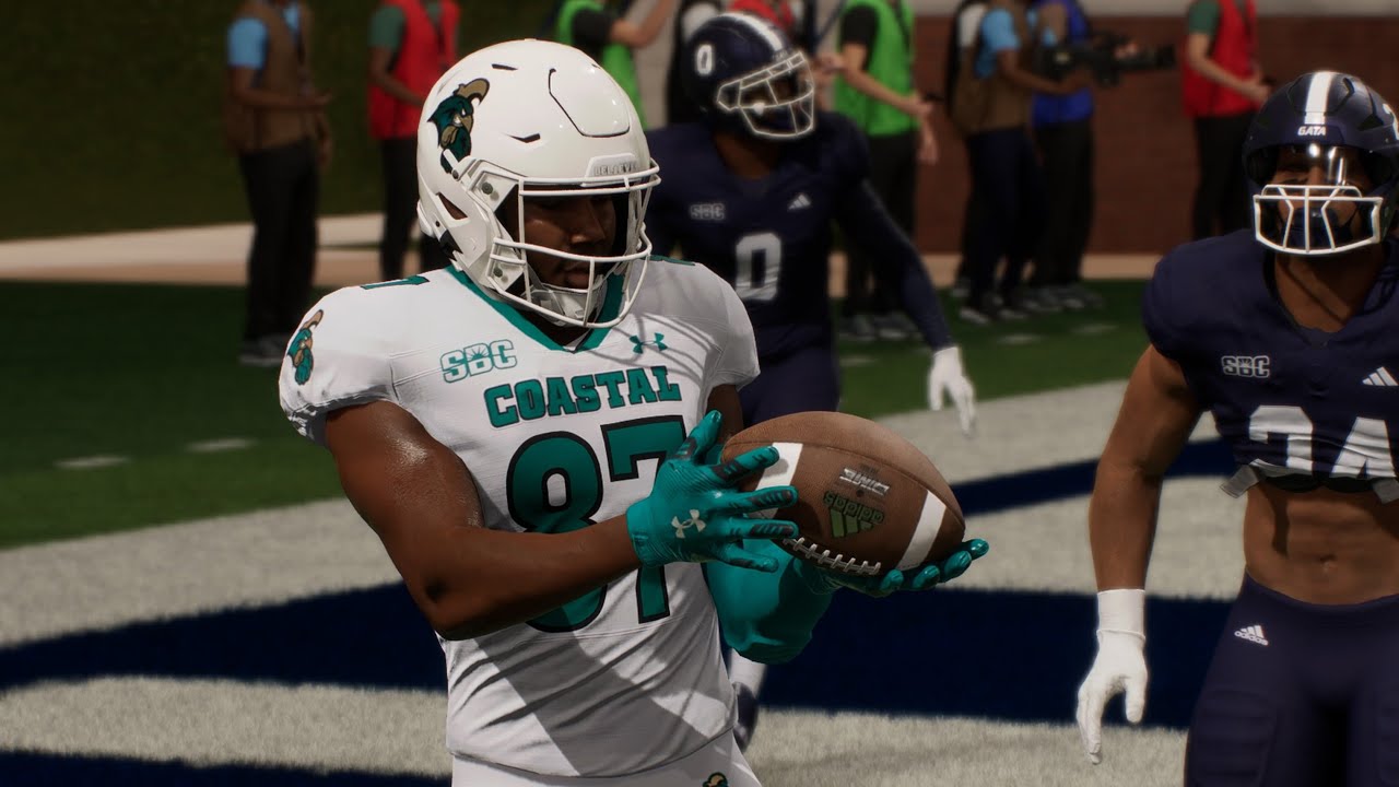 Coastal Carolina defense takes matters into own hands in 2026 game at Georgia Southern in CFB 26
