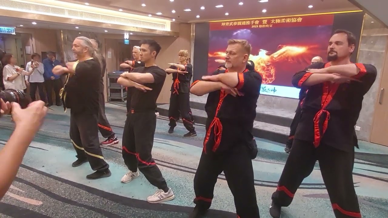 Sifu Norbert Maday Wing Tsun Kung Fu , &ldquo;Khuncherng & Tai Chi Jiu Jitsu Assn. Annual Dinner&rdquo;,31-10-25