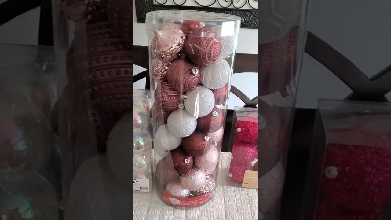 Vlogmas Day 3 - Pinkmas Decor and Haul