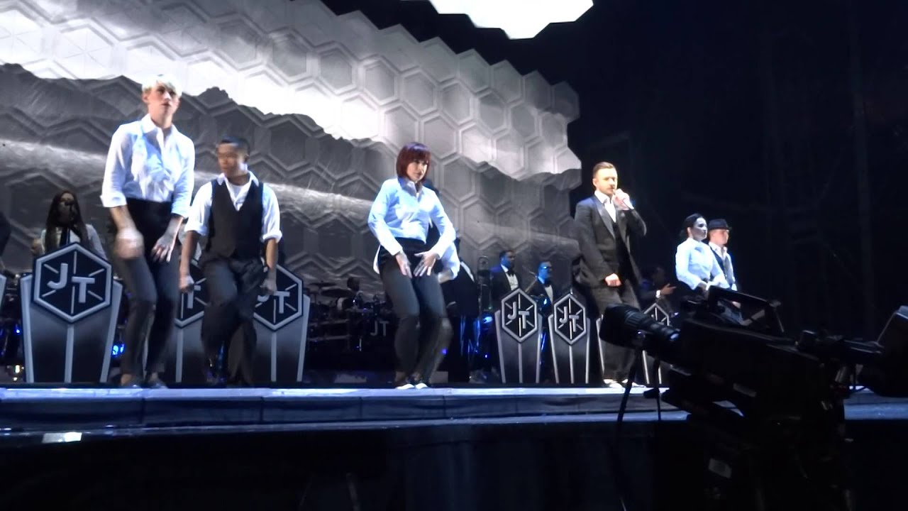 Justin Timberlake - Holy Grail (live from Stade de France - front row)