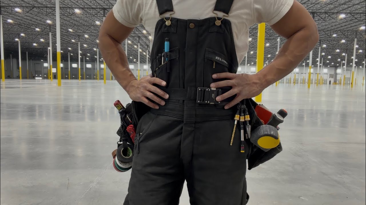 Commercial Electrician’s Tool Belt Overview | Diamondback, Badger Tool Pouch, Klein