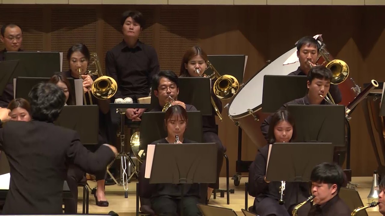 Resplendent Glory / Korea Wind Philharmony