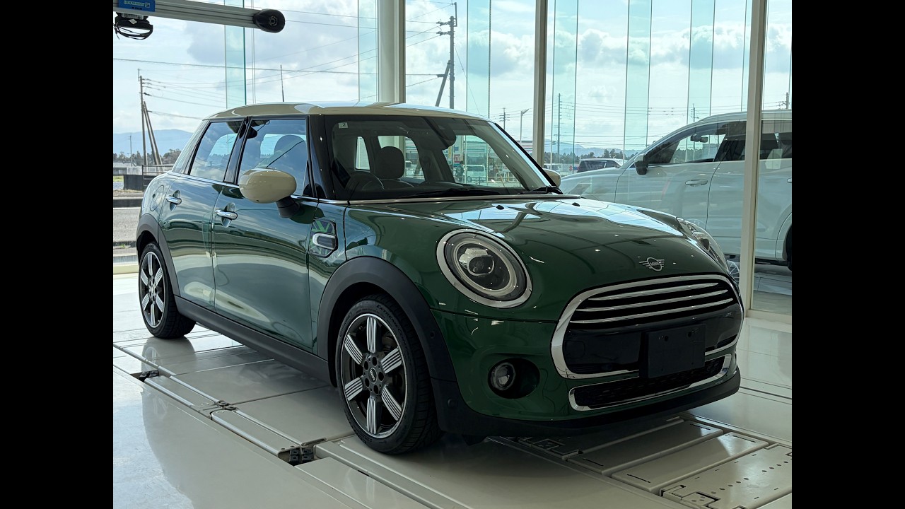 MINI Cooper 60 years Edition　ミニクーパー　／　MINI生誕60周年記念特別仕様車　／ EURO CARS　／　ユーロカーズ　／鹿児島県鹿屋市