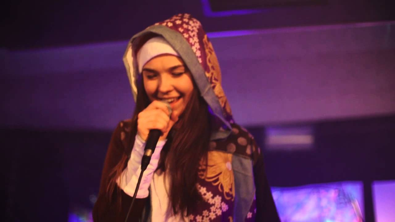 VSHOOD feat. Miss God & Karolina Czarnecka - Bass Da Najt – MFFK ŻUBROFFKA 2014