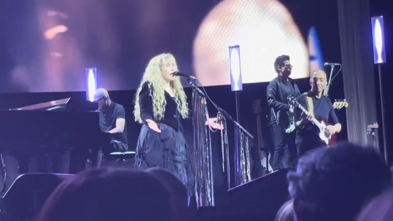 Stevie Nicks I Sing for the Things @Kia Forum 12.2.2023