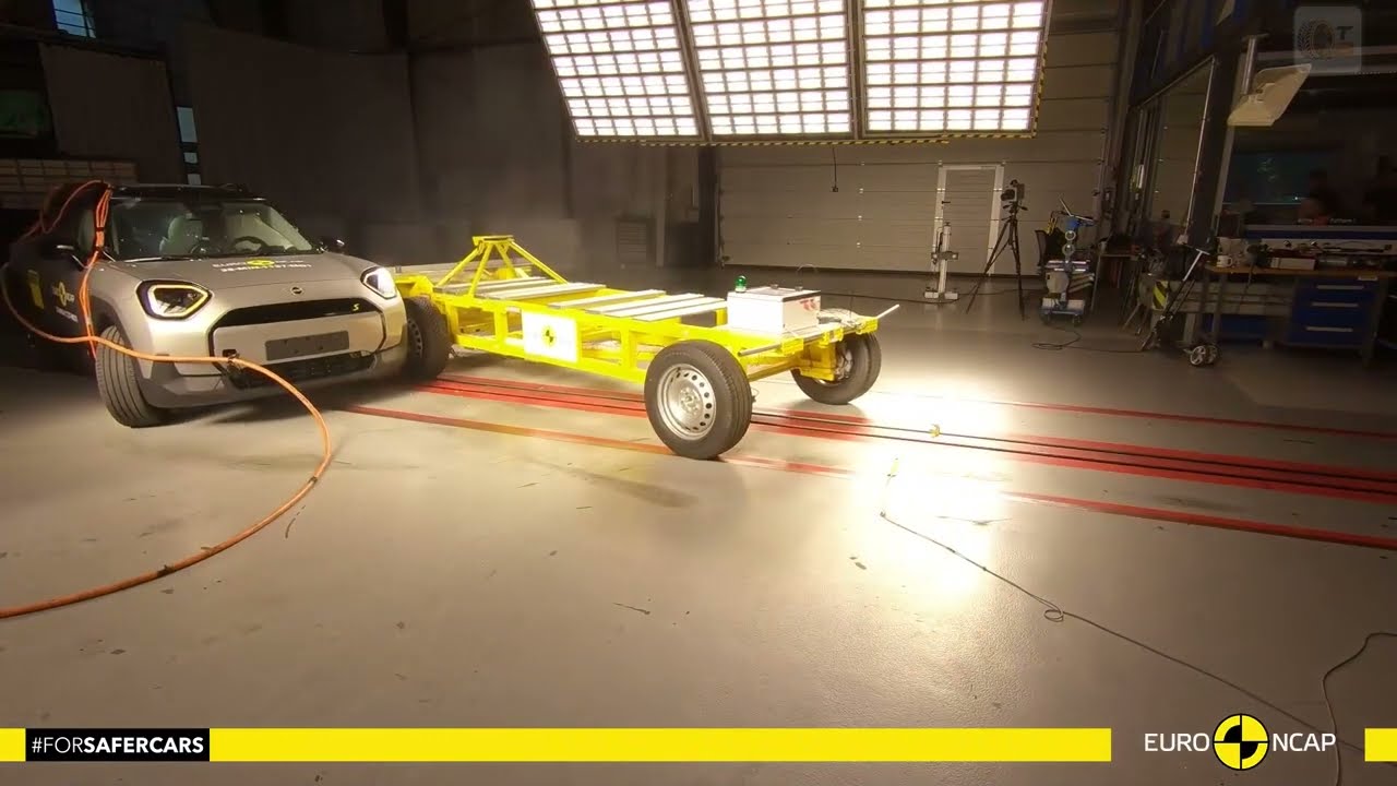 MINI Aceman 2025 im Euro NCAP Crashtest – So sicher ist der neue Elektro-Crossover wirklich