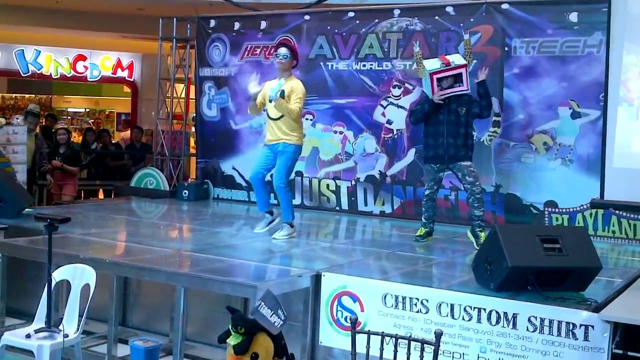 Happy performed by Erbog All Stars