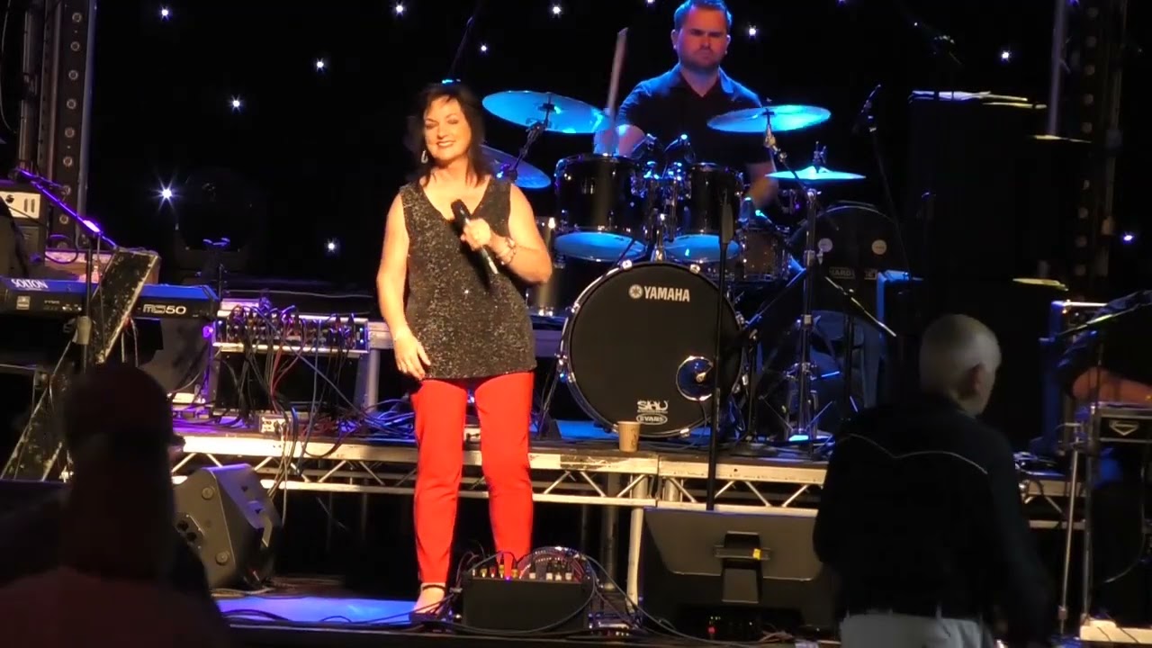 Louise Morrisey - Part 1 with The Ryan Turner Band